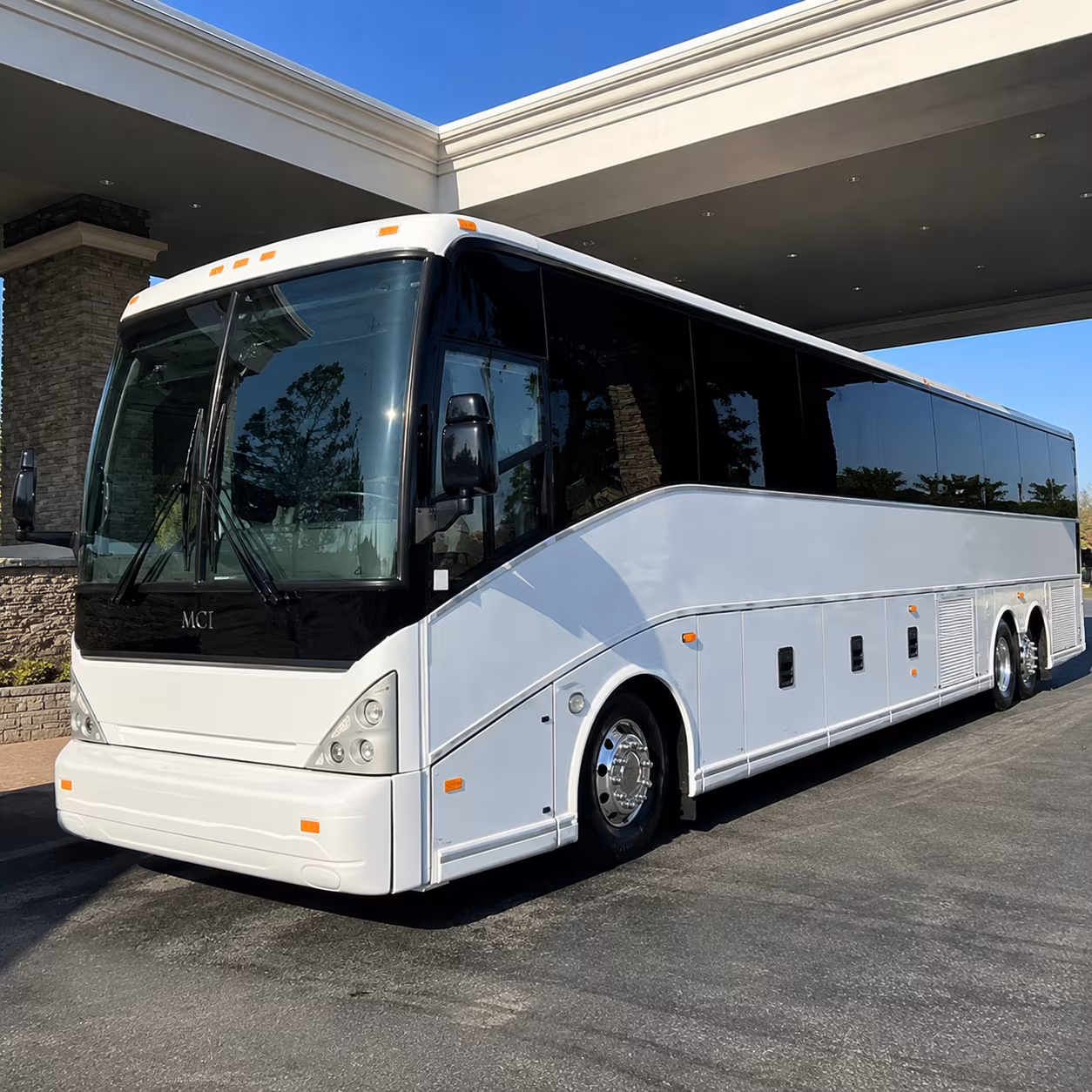 busrentallynwood com makes national guard drill weekend transportation simple for south la units