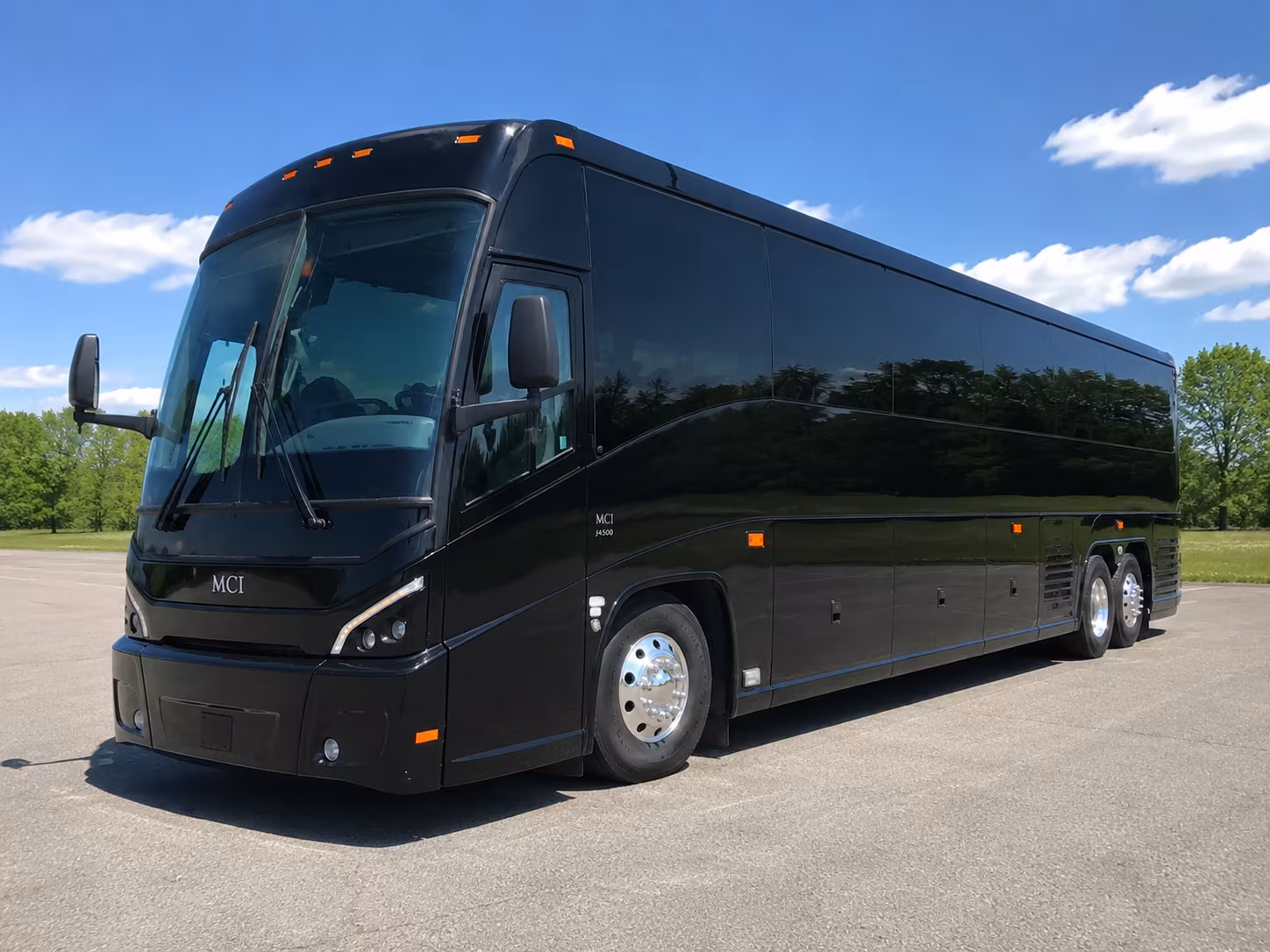 high school college tournament sports bus rentals near lynwood