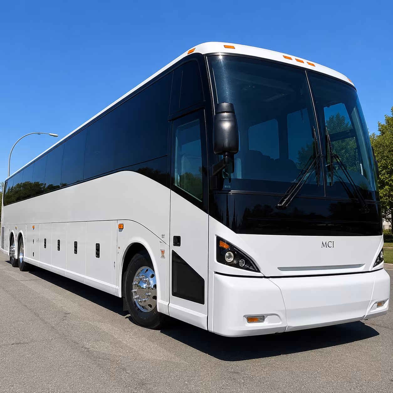 lynwood charter bus rental fleet