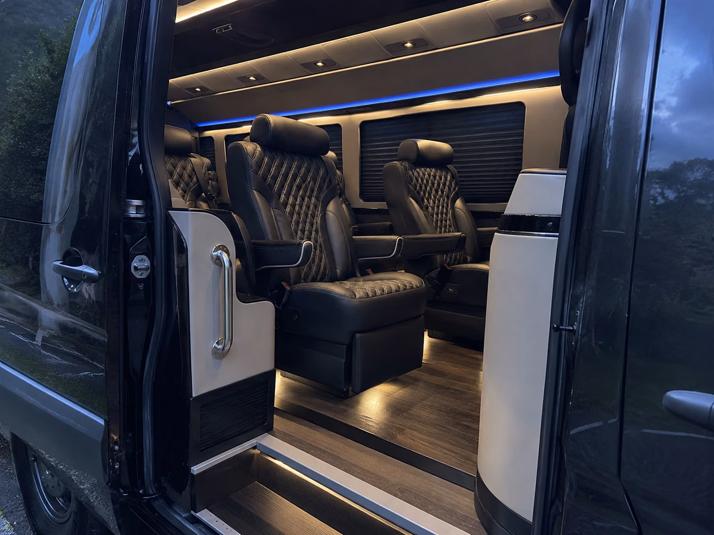lynwood private event transportation