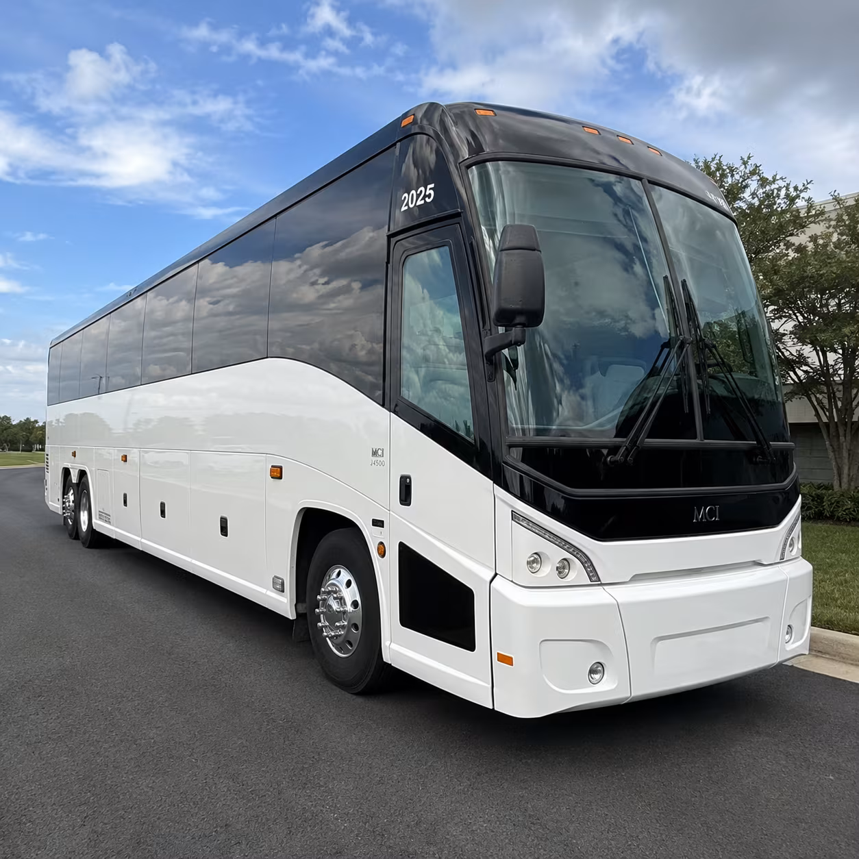 quinceanera birthday and private event transportation in lynwood